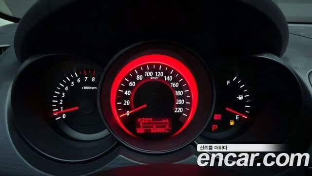 Kia Forte чёрный, 2009 8