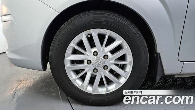 KG모빌리티(SsangYong) Korando 투리스모 4WD RT 11인승, 2014 все фото