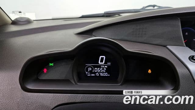 KG모빌리티(SsangYong) Korando 투리스모 4WD RT 11인승, 2014 8