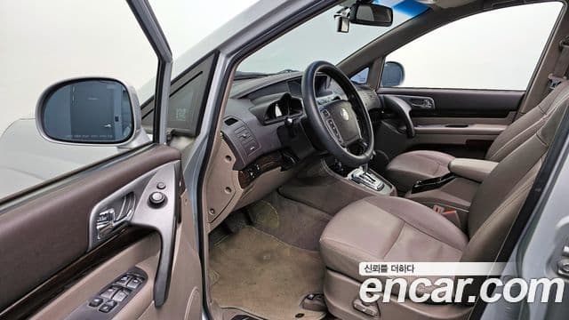 KG모빌리티(SsangYong) Korando 투리스모 4WD RT 11인승, 2014 10