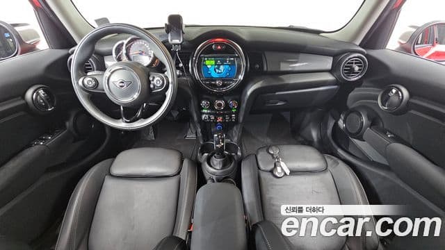 Mini Cooper 3세대, 2020 7