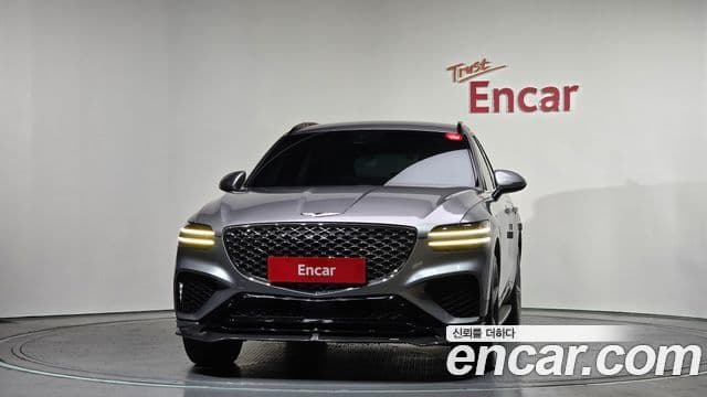 Genesis GV70, 2022 3