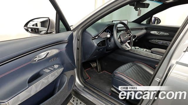 Genesis GV70, 2022 10