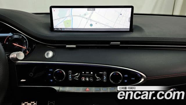 Genesis GV70, 2022 14