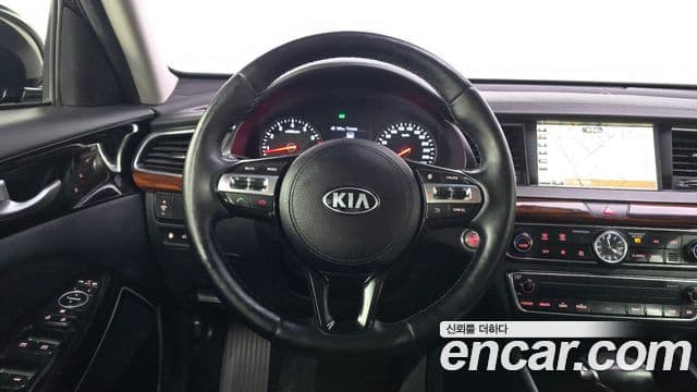Kia All New K7 Noblesse, 2016 13
