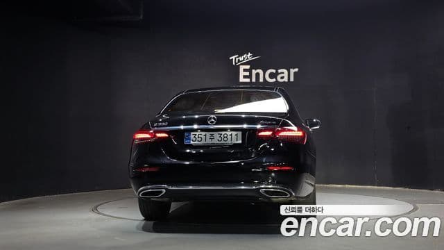 Mercedes-Benz E-класс W213 Avantgarde, 2022 4