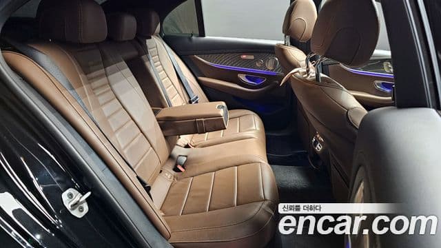 Mercedes-Benz E-класс W213 Avantgarde, 2022 12