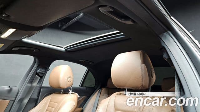 Mercedes-Benz E-класс W213 Avantgarde, 2022 19