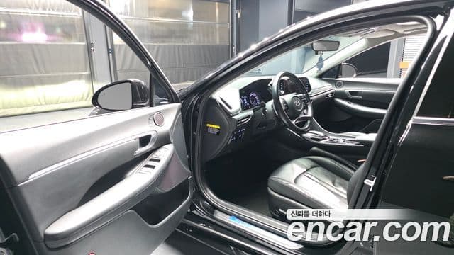 Hyundai Sonata гибрид (DN8) Family, 2020 10