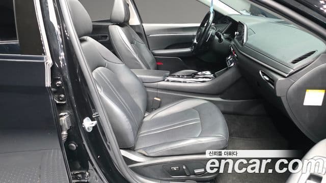 Hyundai Sonata гибрид (DN8) Family, 2020 11