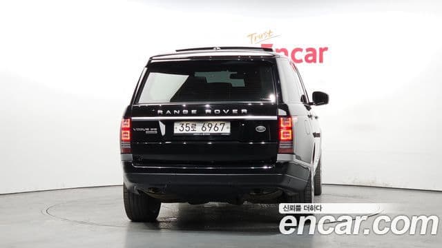 Land Rover Range Rover 4세대 4.4 SDV8 Vogue SE дизель, 2016 4