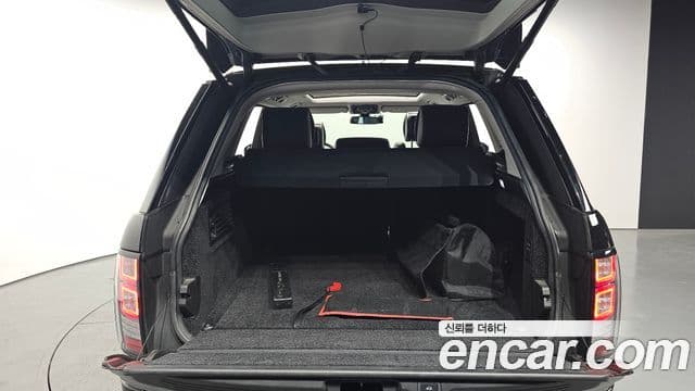 Land Rover Range Rover 4세대 4.4 SDV8 Vogue SE дизель, 2016 20
