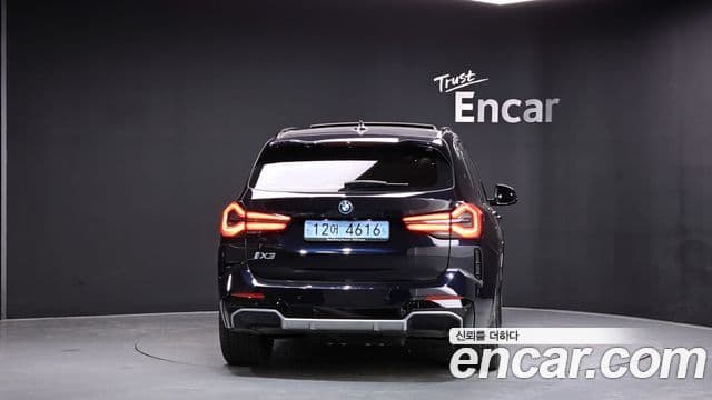 BMW iX3 M Sport, 2022 4