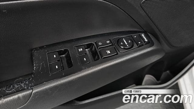 Hyundai Avante AD 1.6 e-VGT Smart, 2018 17