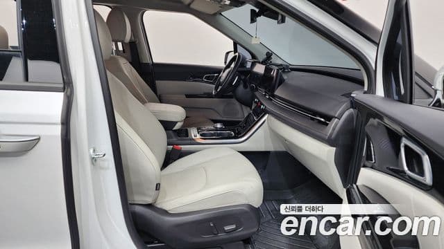 Kia Carnival 4세대 Signature, 2021 11
