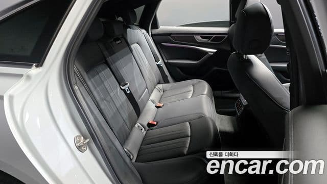 Audi A6 (C8) Premium, 2023 12