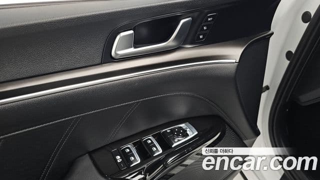 Kia K5 3세대 Signature, 2023 17