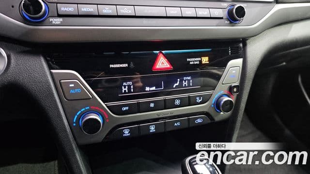 Hyundai Avante AD 1.6 GDI Smart, 2018 18