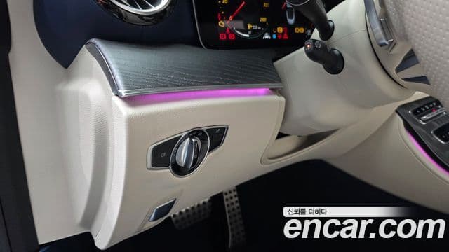 Mercedes-Benz E-класс W213 E450 4MATIC кабриолет, 2022 18