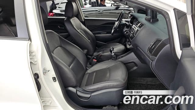 Kia All New Pride Luxury, 2014 11