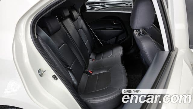 Kia All New Pride Luxury, 2014 12