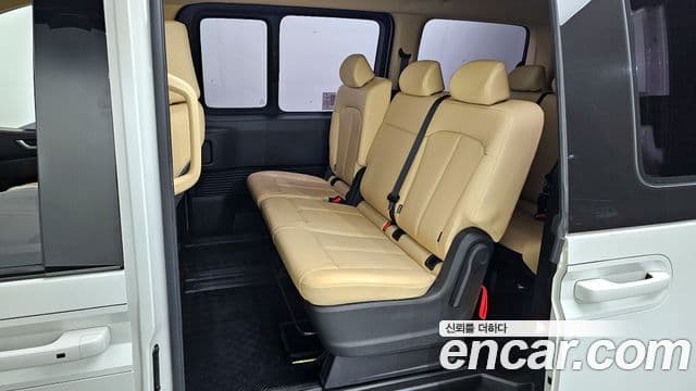 Hyundai Staria Modern, 2023 11