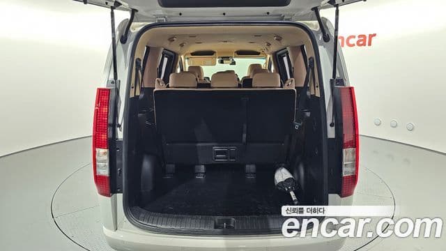 Hyundai Staria Modern, 2023 20