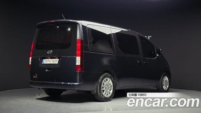 Hyundai Staria Modern, 2023 2