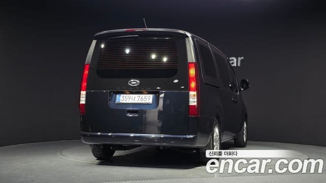 Hyundai Staria Modern, 2023 4