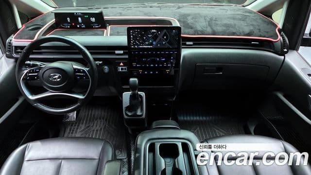 Hyundai Staria Modern, 2023 7