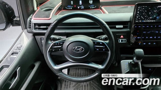 Hyundai Staria Modern, 2023 13