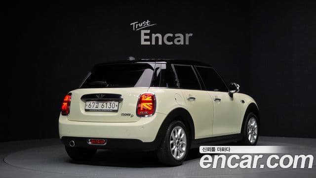 Mini Cooper D 3세대, 2017 2