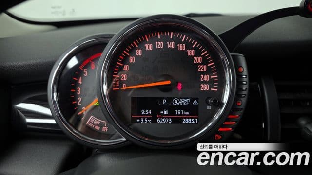 Mini Cooper D 3세대, 2017 8