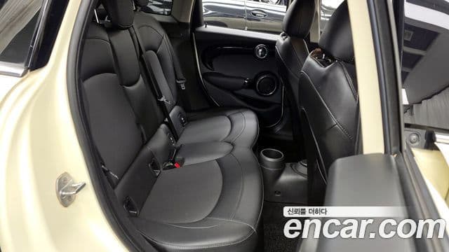 Mini Cooper D 3세대, 2017 12