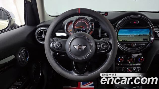 Mini Cooper D 3세대, 2017 13