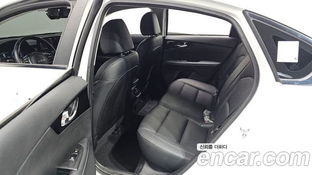 Kia The / новый New K3 2세대 Noblesse, 2022 18