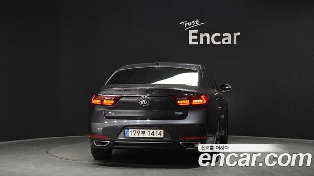 Kia All New K7 гибрид Noblesse, 2018 4