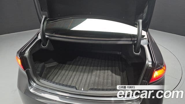 Kia All New K7 гибрид Noblesse, 2018 20