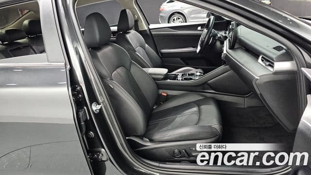 Kia K5 3세대 Prestige, 2020 10