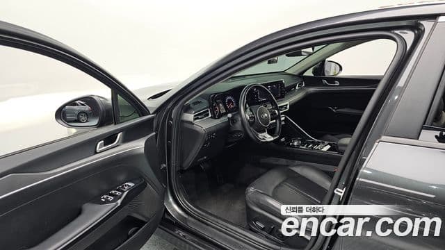 Kia K5 3세대 Prestige, 2020 11