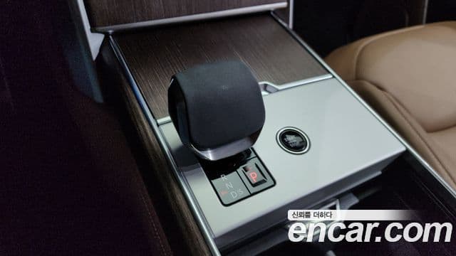 Land Rover Range Rover 5세대 P550E AB, 2025 9