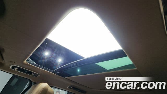Land Rover Range Rover 5세대 P550E AB, 2025 18