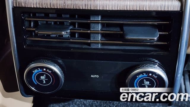 Land Rover Range Rover 5세대 P550E AB, 2025 19