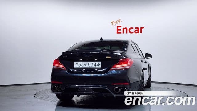 Genesis G70 Elite, 2020 4