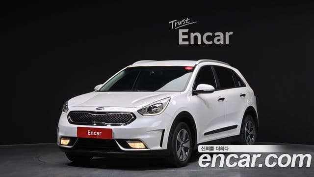 Kia Niro Prestige, 2018 1