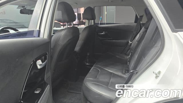 Kia Niro Prestige, 2018 13