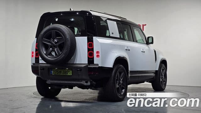 Land Rover Defender (L663) 110 P300 X-Dynamic SE, 2024 2