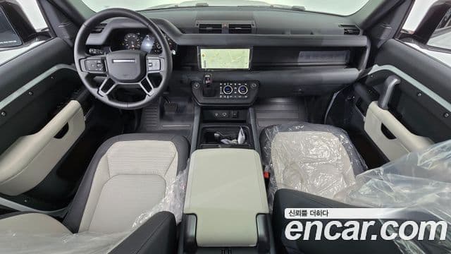 Land Rover Defender (L663) 110 P300 X-Dynamic SE, 2024 7