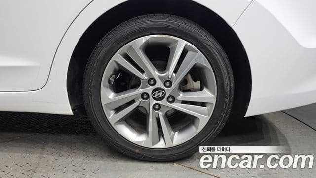 Hyundai Avante AD 1.6 GDI Value Plus, 2018 все фото