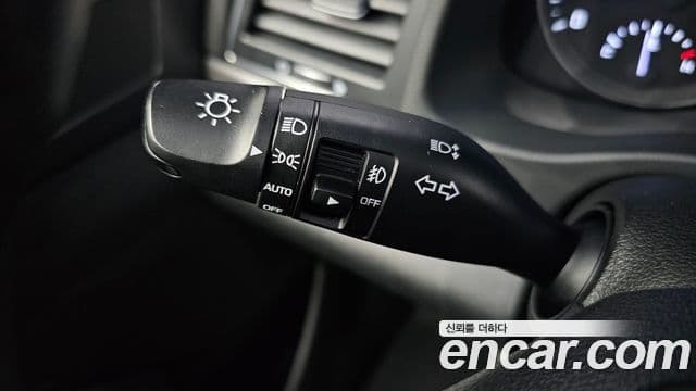 Hyundai Avante AD 1.6 GDI Value Plus, 2018 17